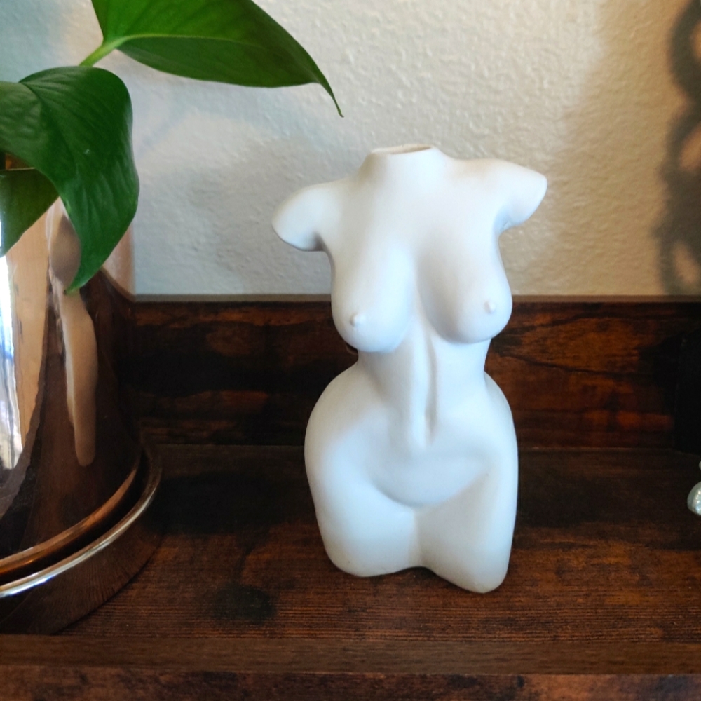Body Statue